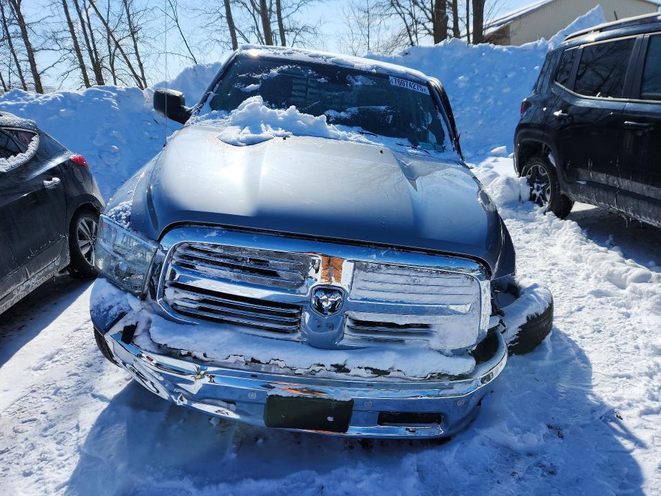 2019 Dodge Ram 1500 Classic slt