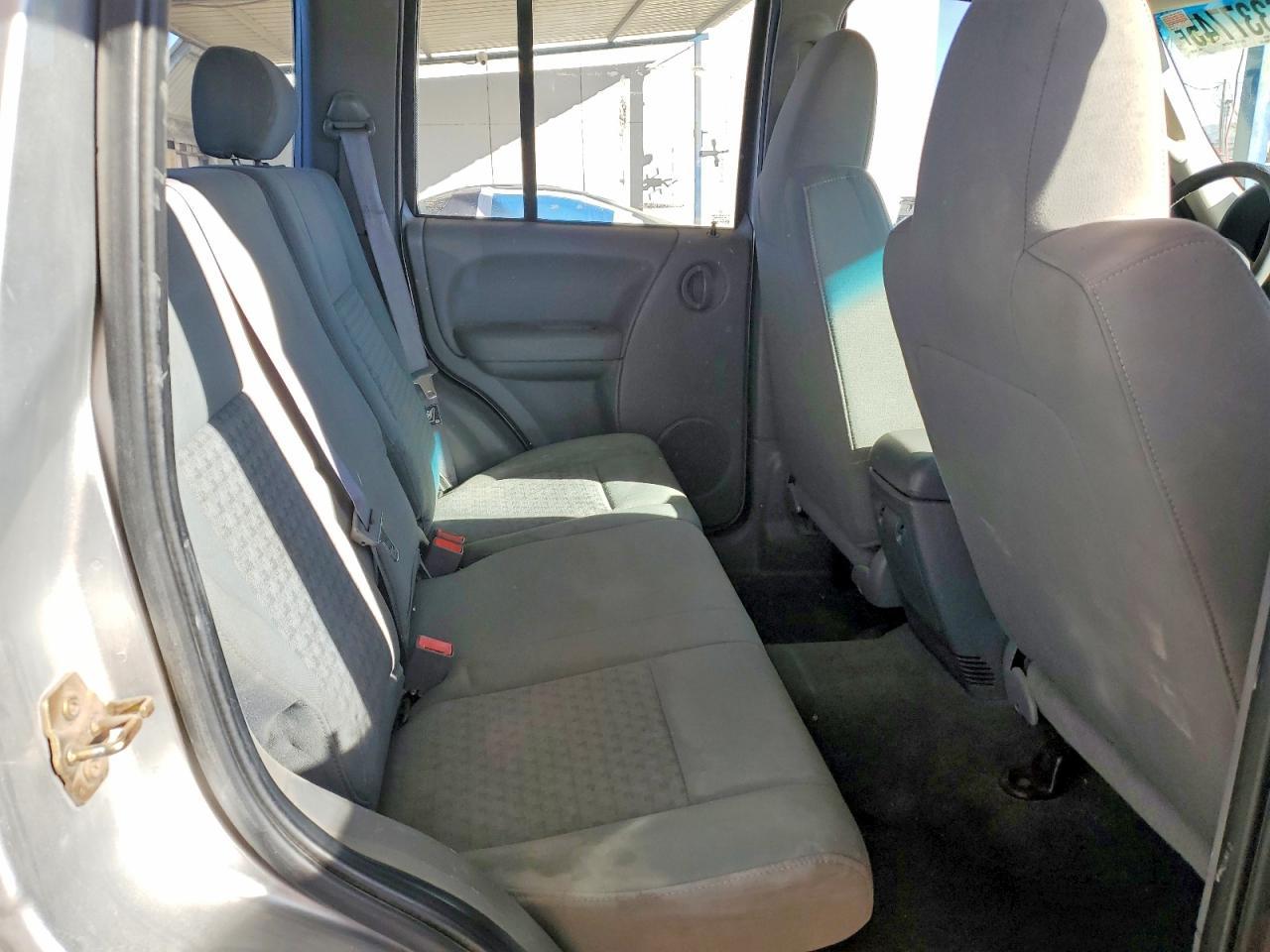 2006 Jeep Liberty Sport