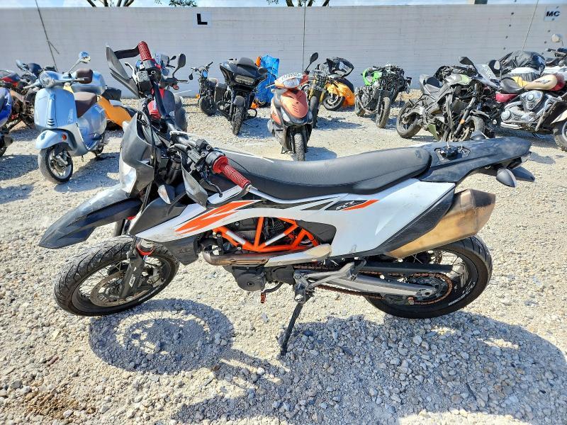 2020 KTM 690 smc r