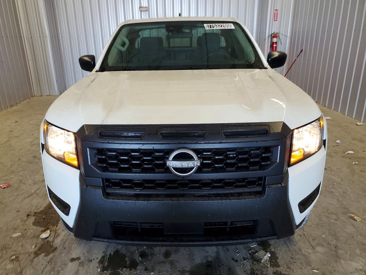 2025 Nissan Frontier S