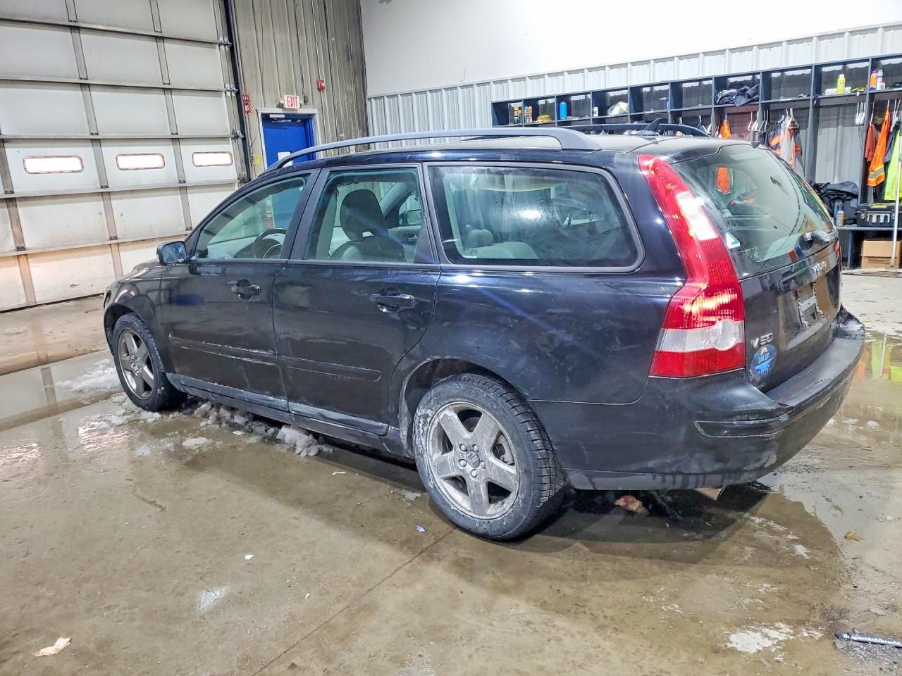 2005 Volvo V50 T5