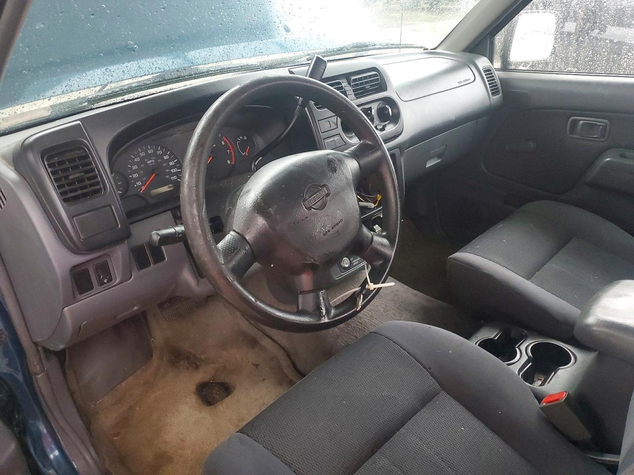 2001 Nissan Frontier King Cab XE