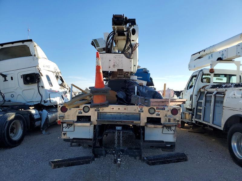2020 Freigliner 2020 Freightliner Business Class M2 Cable Placer B