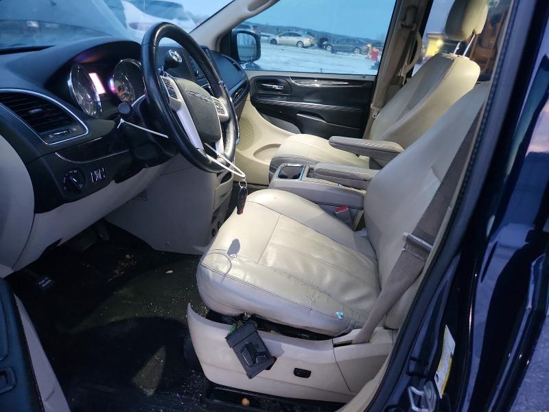 2015 Chrysler Town & Country Touring l