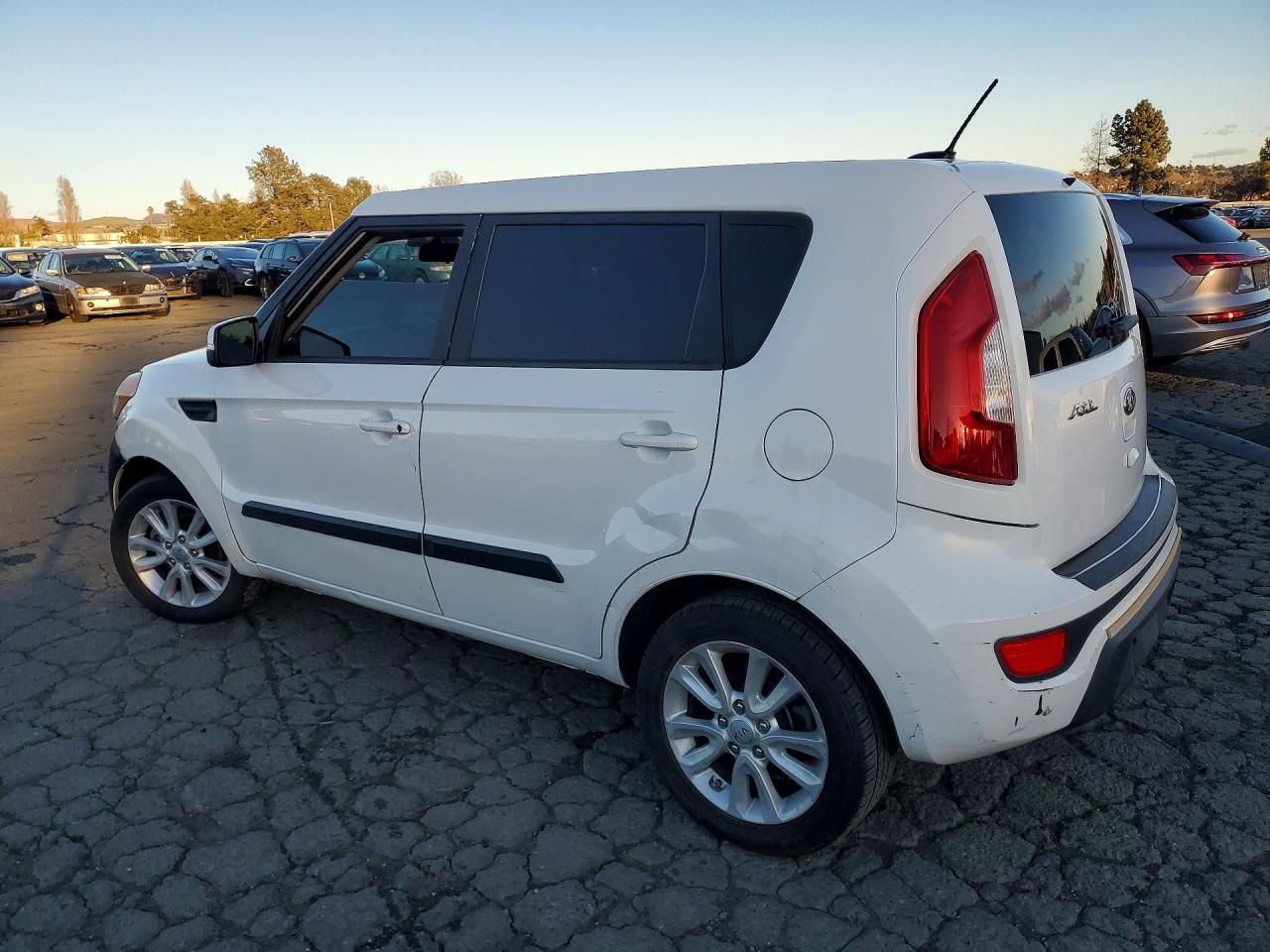 2013 KIA Soul +