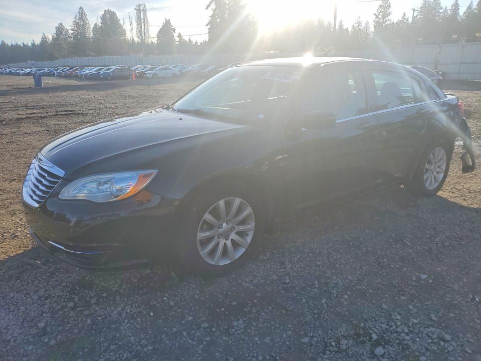 2014 Chrysler 200 Touring