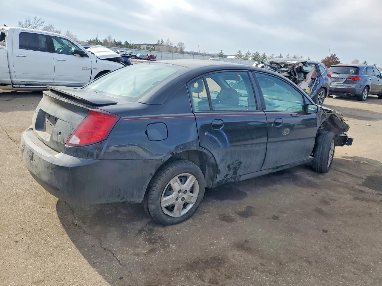 2006 Saturn Ion Level 2