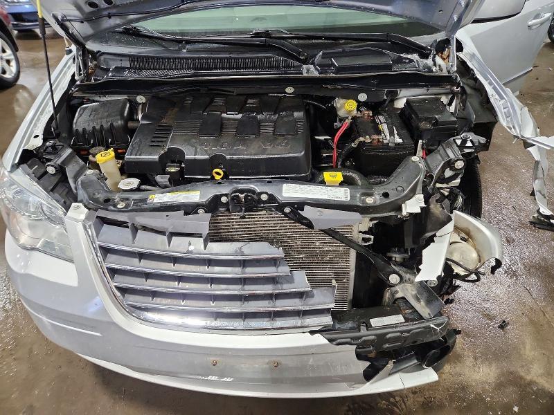 2009 Chrysler Town & Country Touring