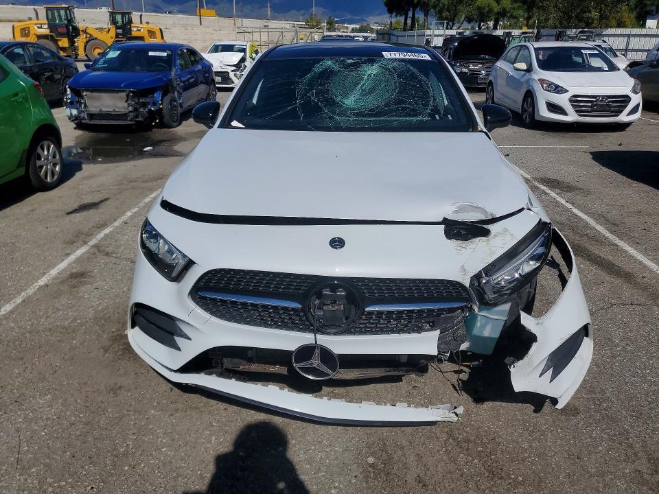 2020 Mercedes-Benz A 220