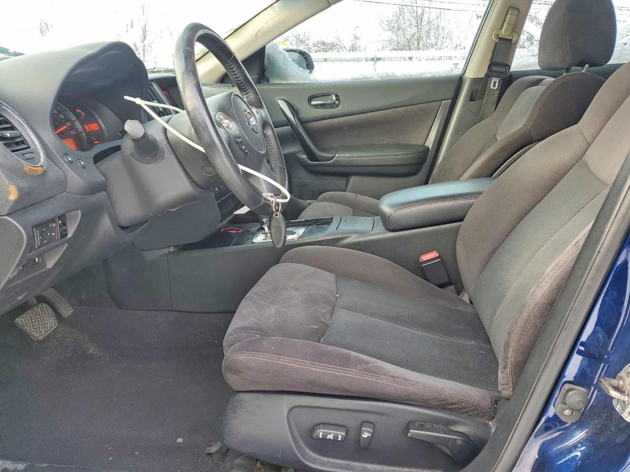 2010 Nissan Maxima s