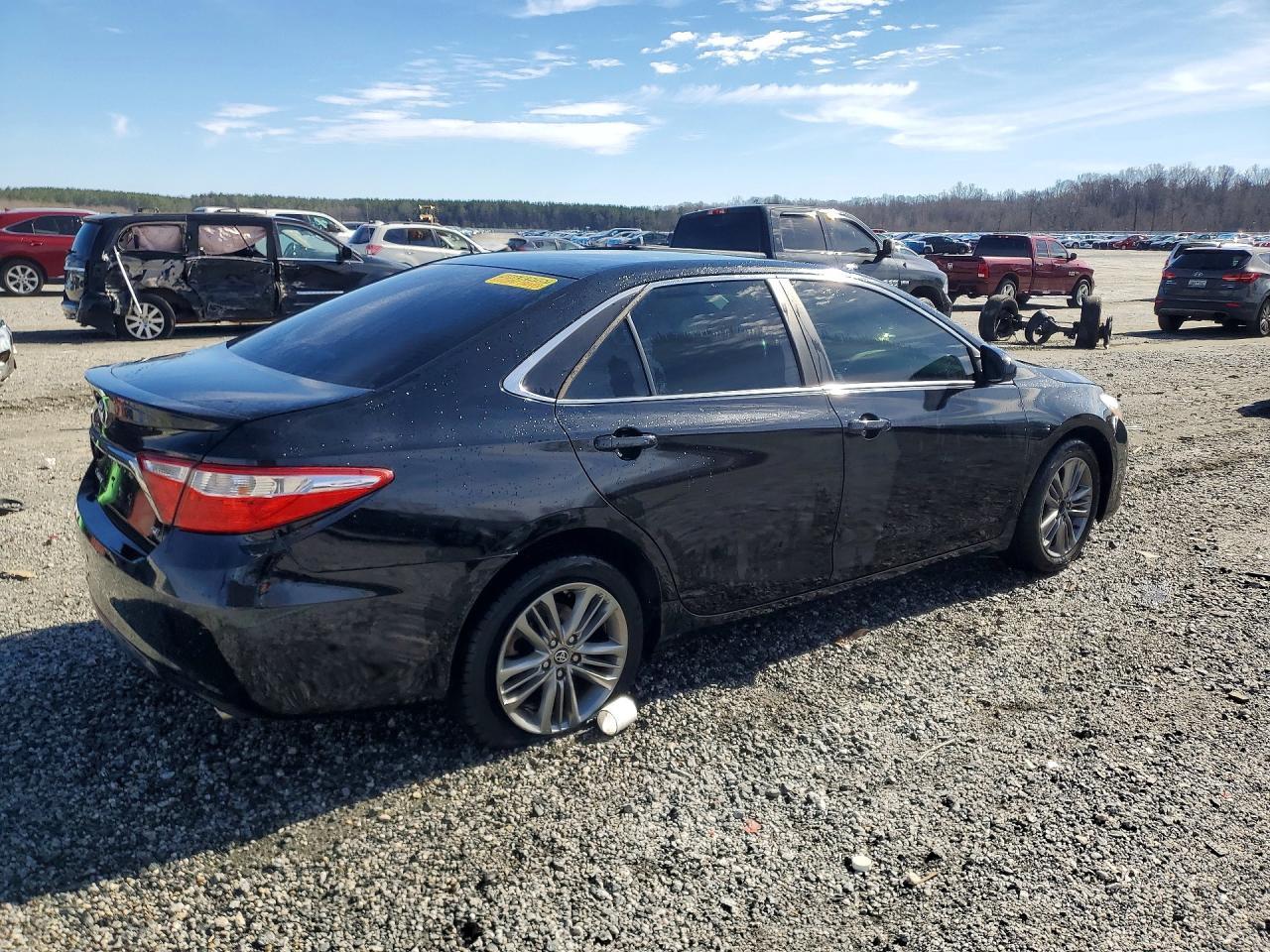 2017 Toyota Camry le