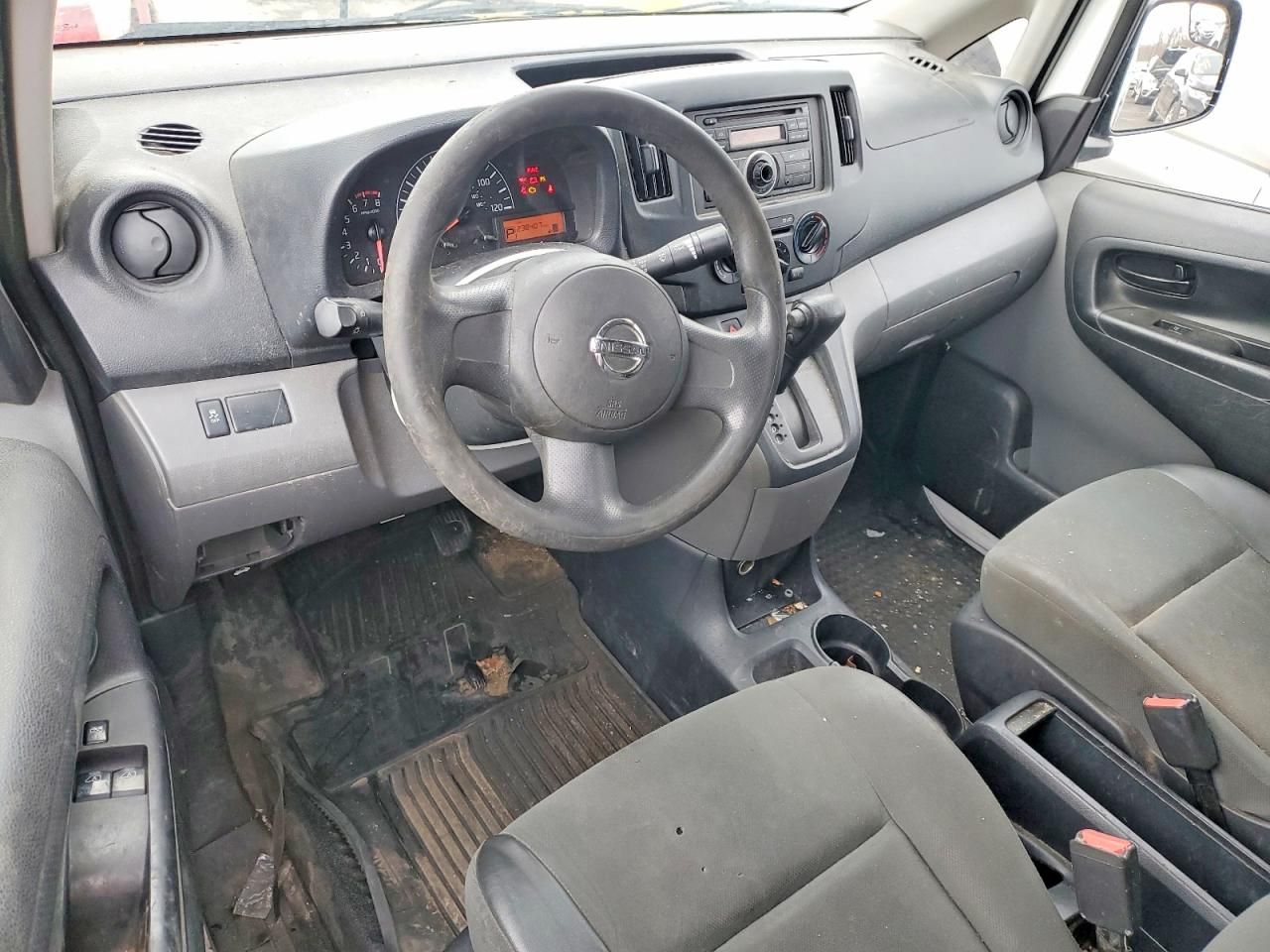 2015 Nissan NV200 2.5S