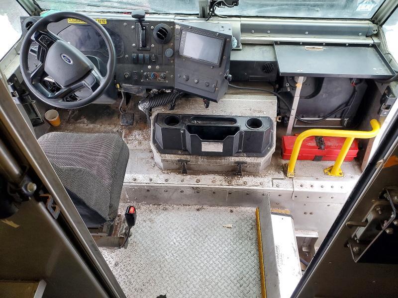 2020 Ford F59 Utility / Service Truck