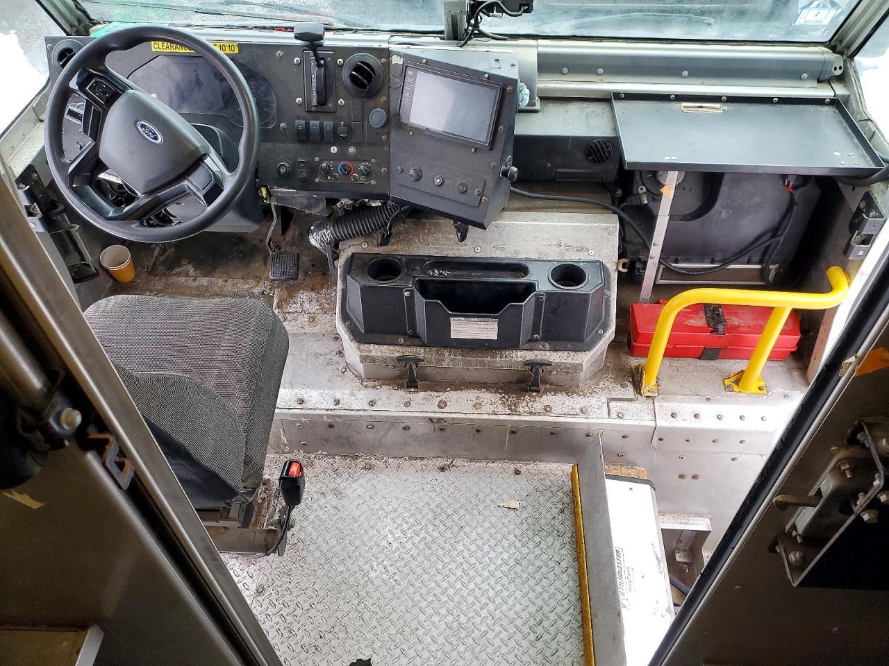 2020 Ford F59 Utility / Service Truck