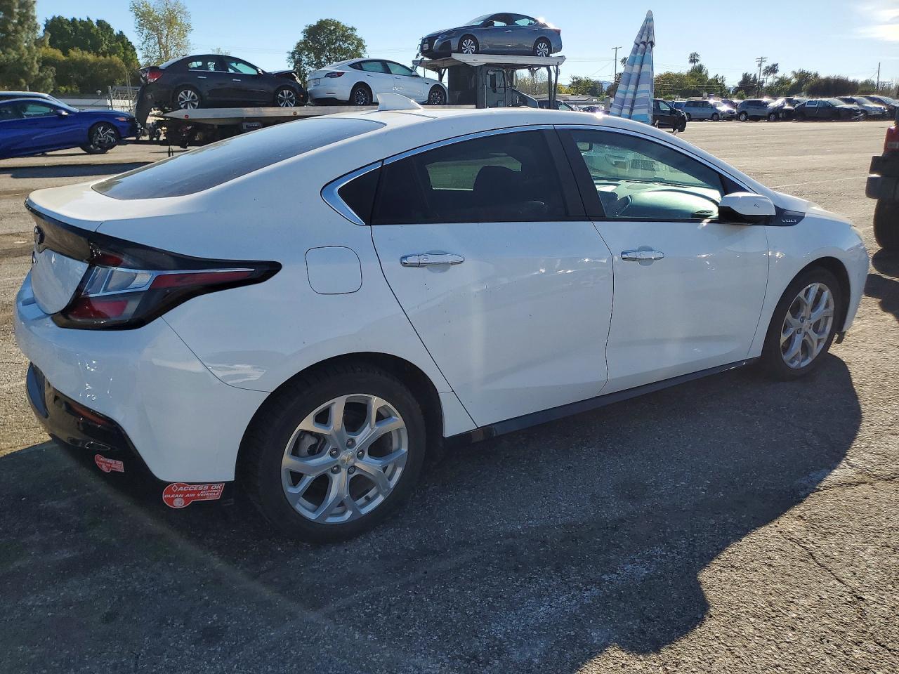 2018 Chevrolet Volt Premier