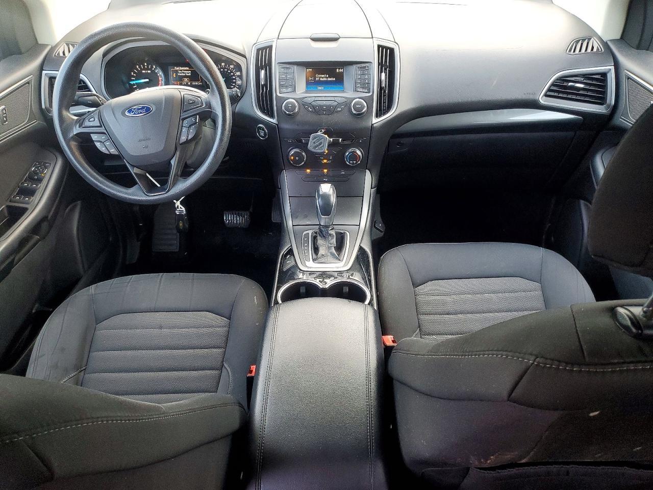 2015 Ford Edge se