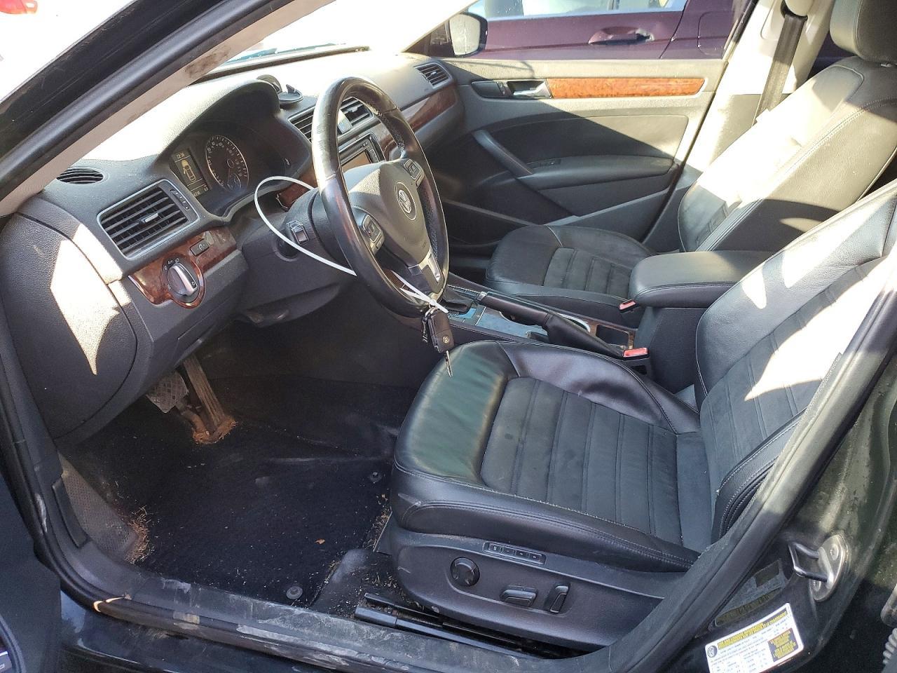 2013 Volkswagen Passat sel