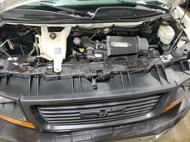 2013 Chevrolet Express 2500 Cargo Delivery Van