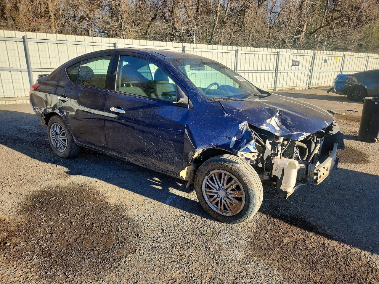 2014 Nissan Versa s