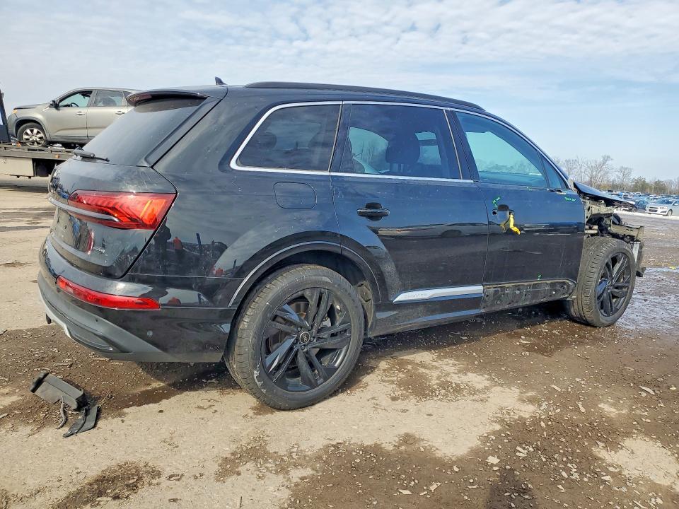 2023 Audi Q7 Premium Plus