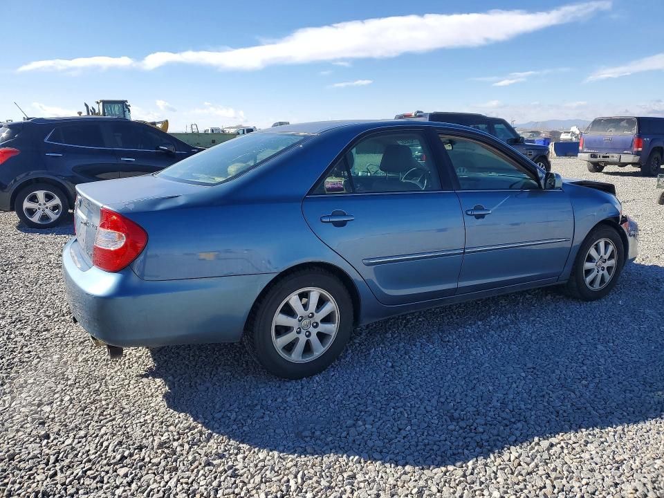2004 Toyota Camry le