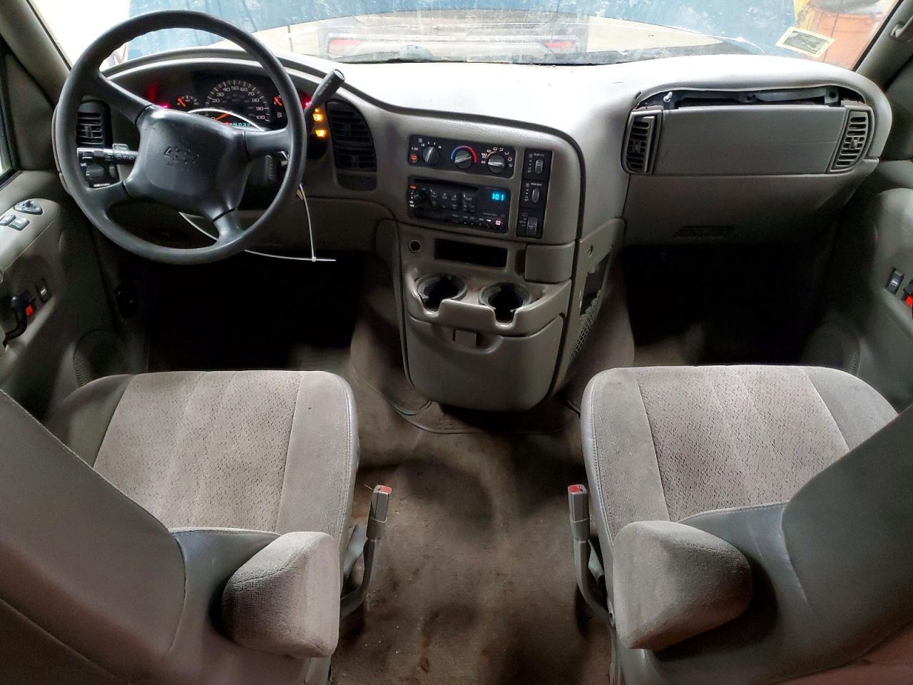 2000 Chevrolet Astro