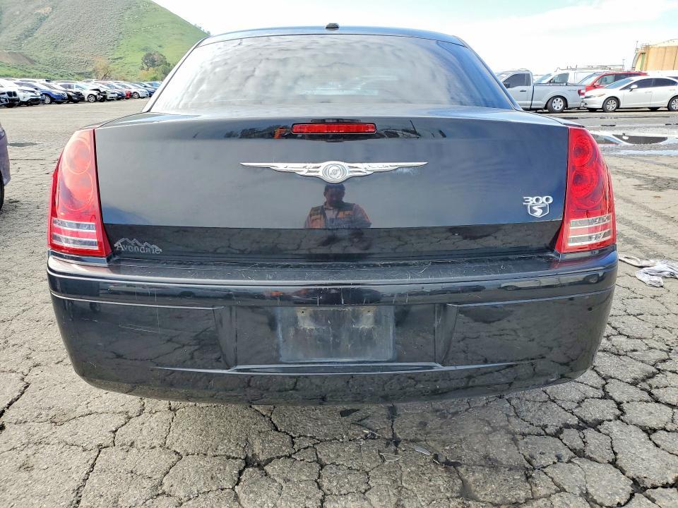 2010 Chrysler 300 s