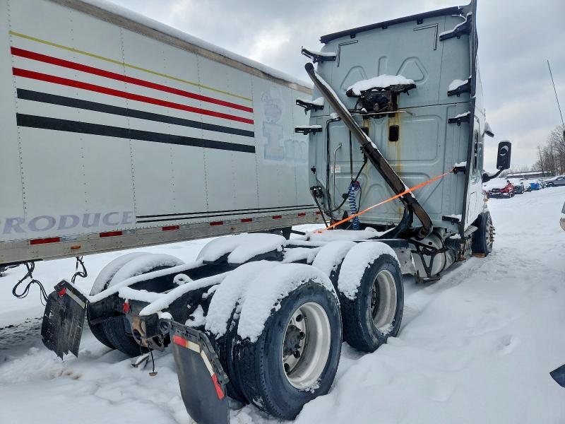 2014 Freigliner 2014 Freightliner Cascadia Semi Truck