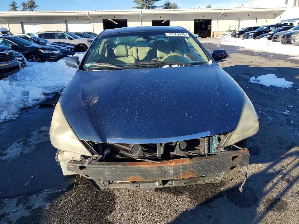 2005 Toyota Camry Solara se