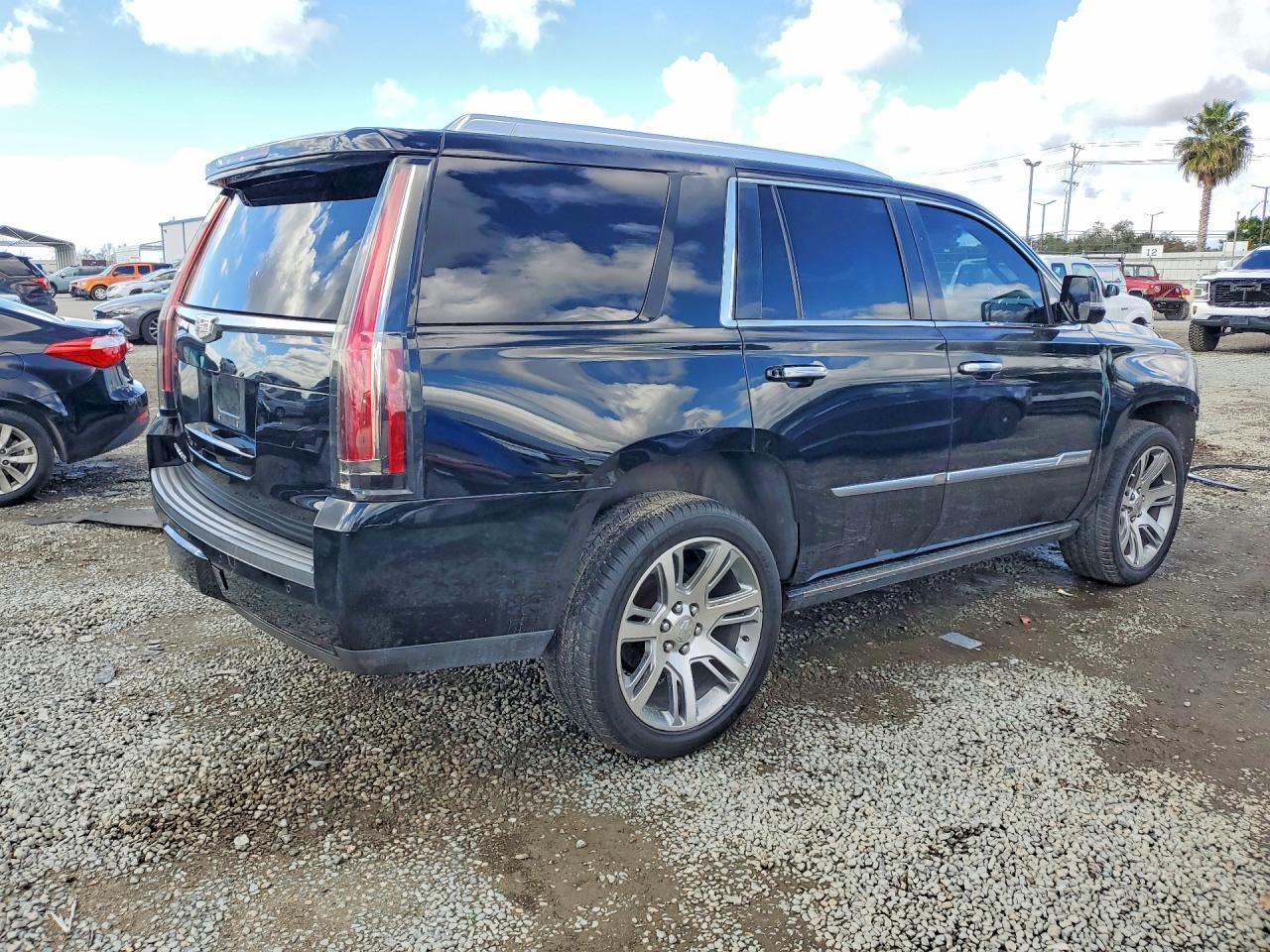 2016 Cadillac Escalade Premium