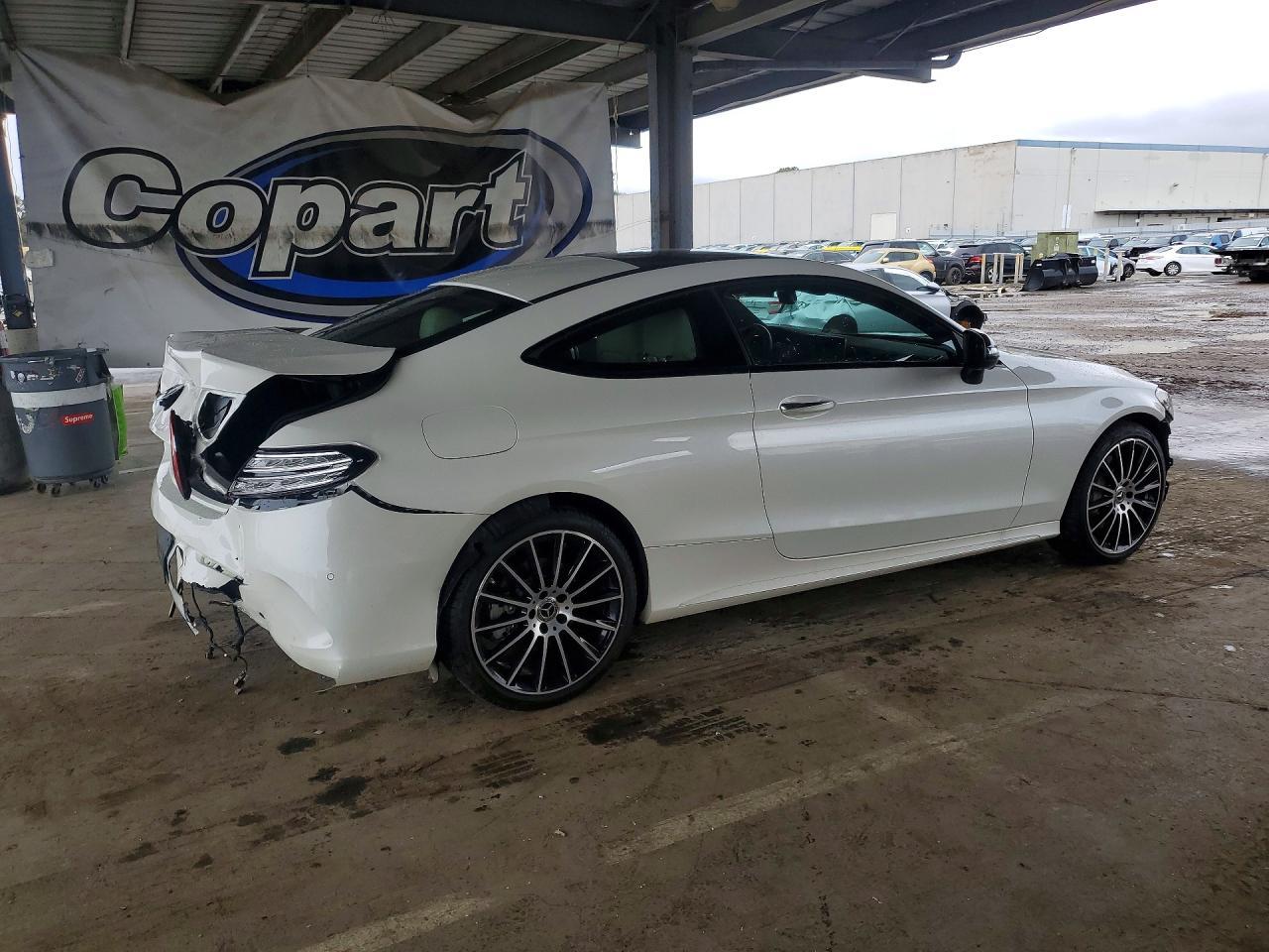 2023 Mercedes-Benz C300