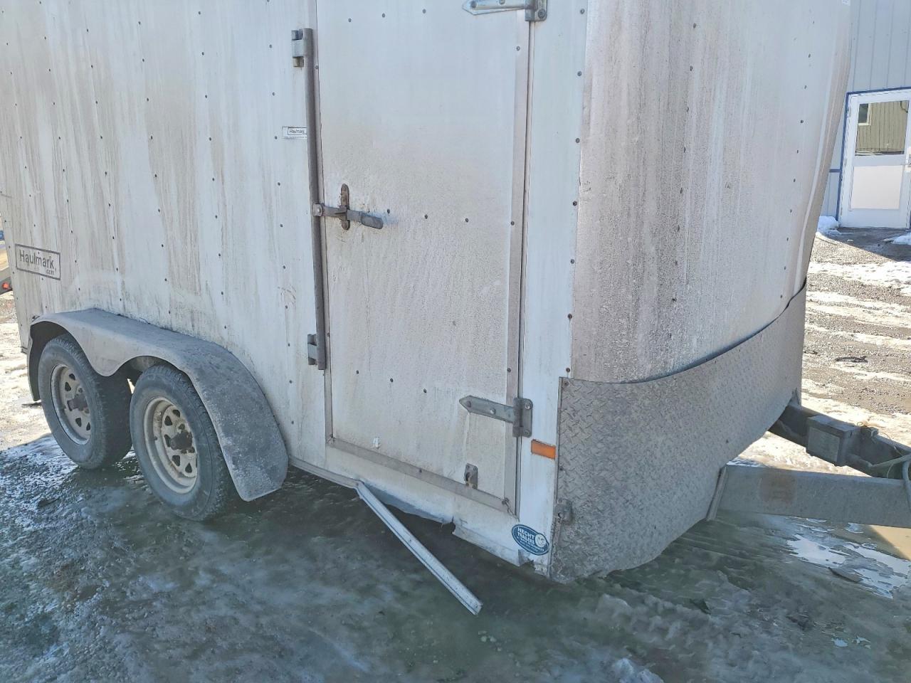2005 Haulmark Enclosed-Enclosed Cargo Trailer