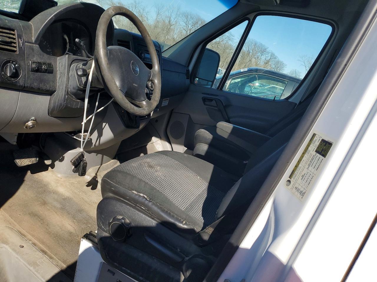 2013 Freightliner Sprinter 2500 Utility / Service van