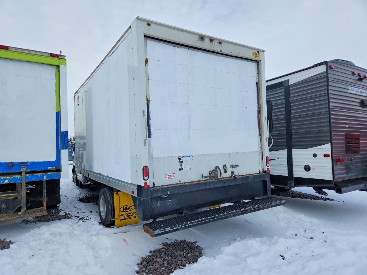 2019 Chevrolet Express box Truck
