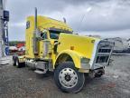 2000 Freigliner 2000 Freightliner Convention Semi Truck