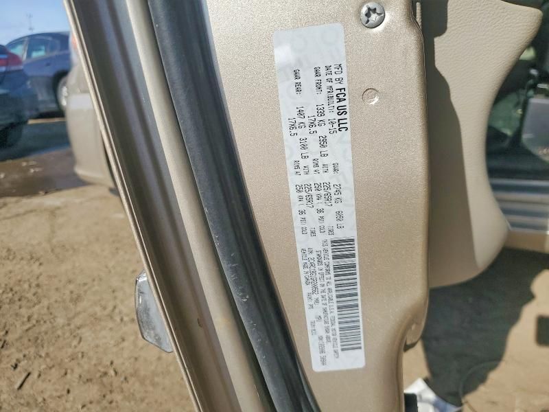 2016 Chrysler Town & Country Touring