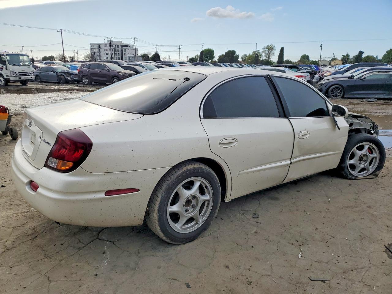 2003 Oldsmobile Aurora 4.0