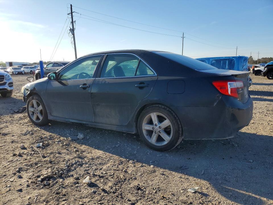 2014 Toyota Camry se