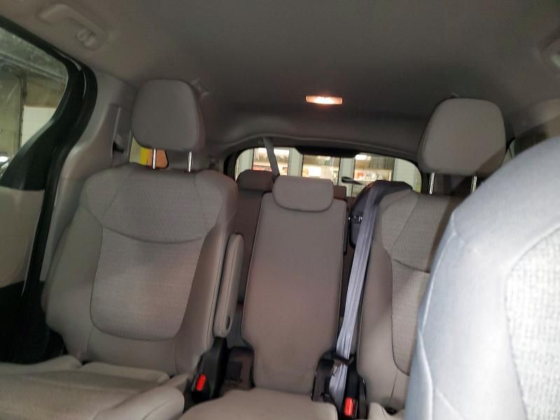 2022 Toyota Sienna le