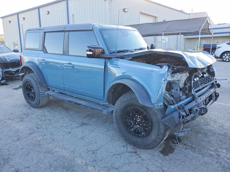 2021 Ford Bronco Base