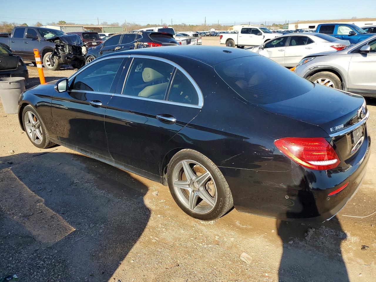2017 Mercedes-Benz E 300