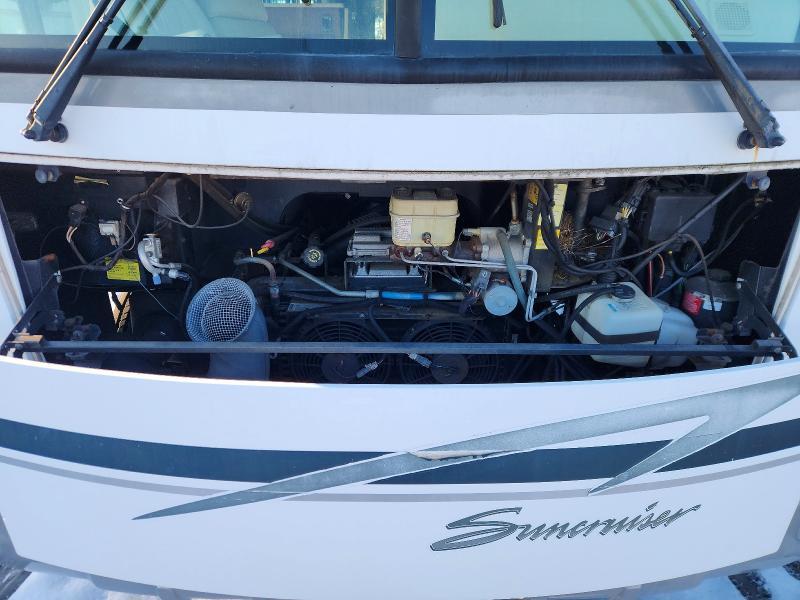 2003 Winnebago Itasca Suncruiser