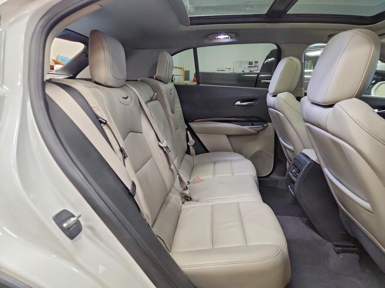 2020 Cadillac XT4 Premium Luxury