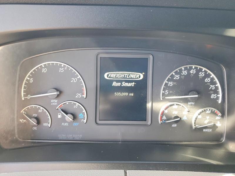 2021 Freightliner Cascadia 126 Semi Truck