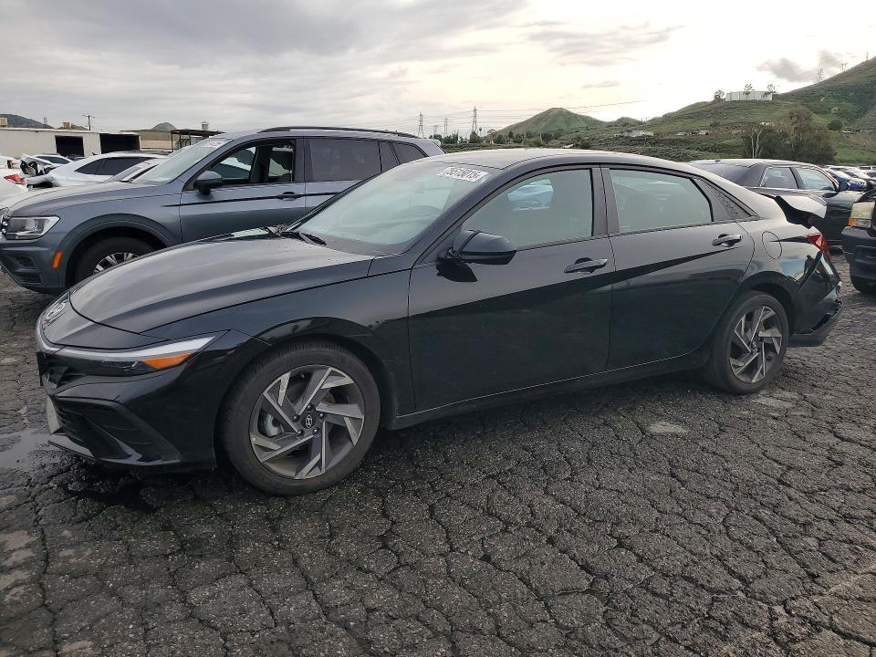 2025 Hyundai Elantra sel Sport