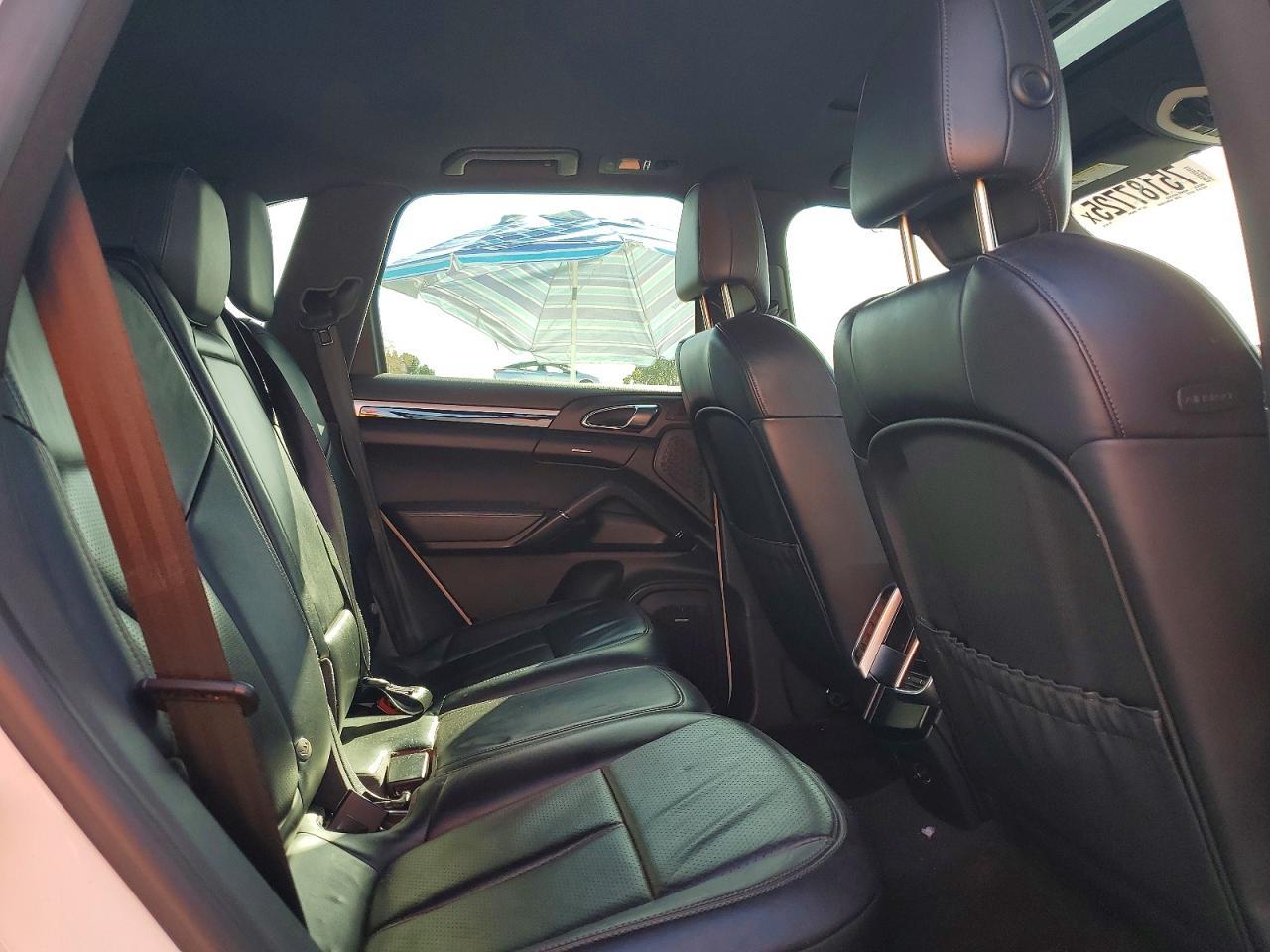 2014 Porsche Cayenne