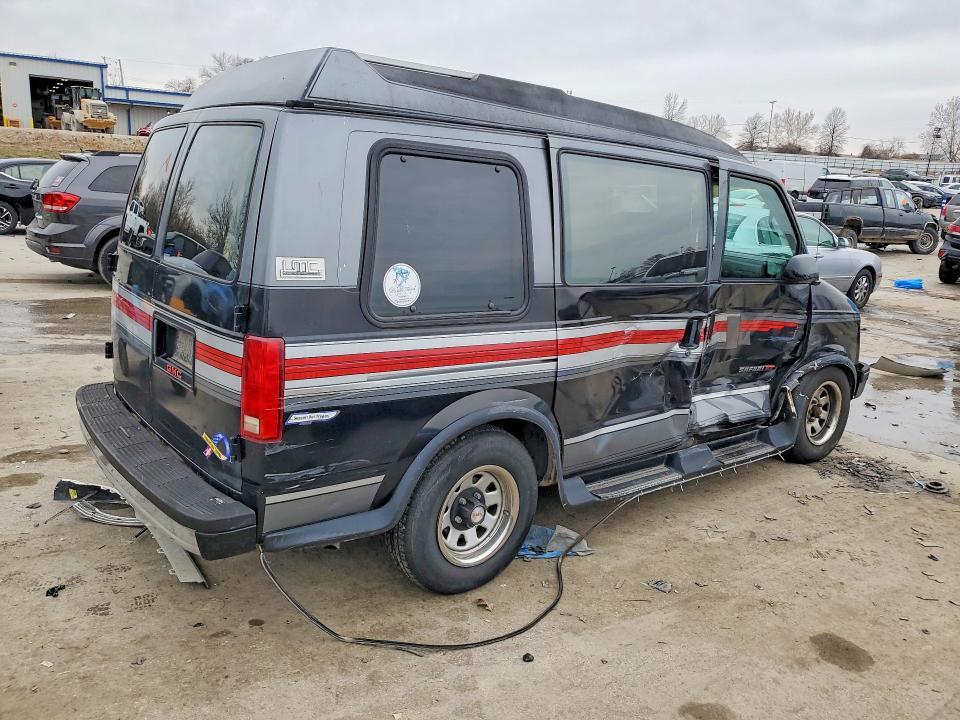 1992 GMC Safari XT