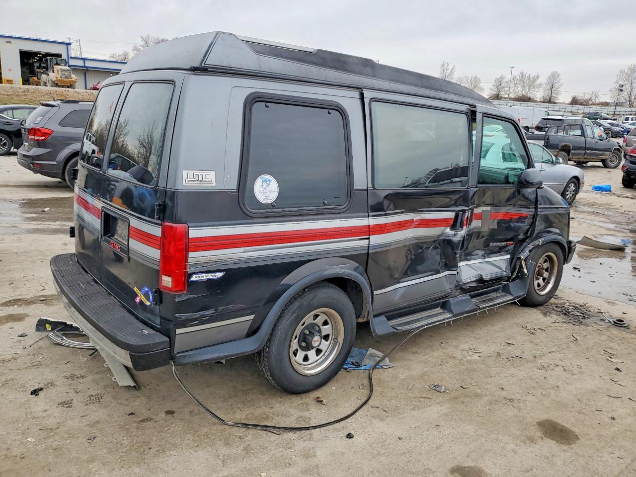 1992 GMC Safari XT
