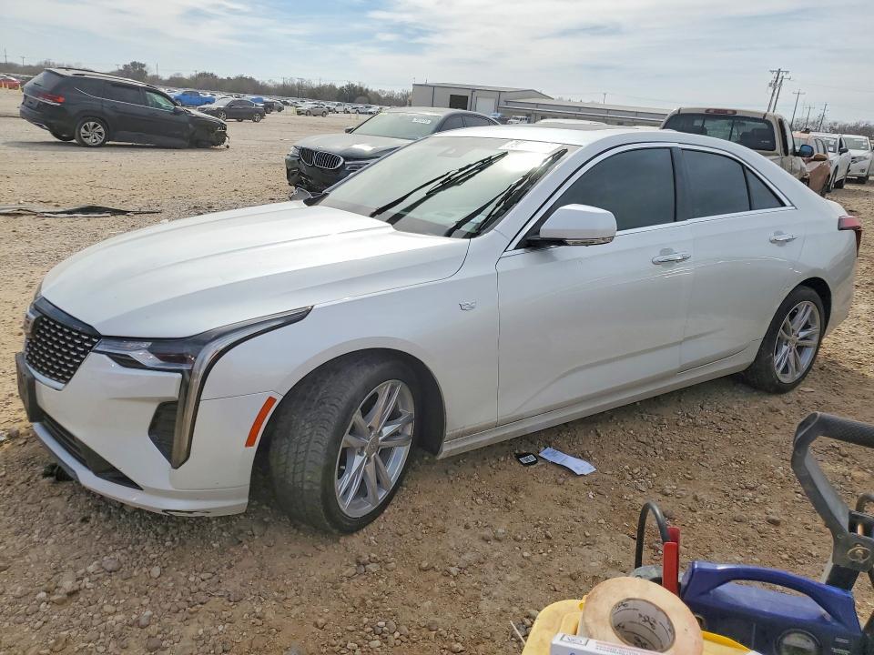 2022 Cadillac CT4 Luxury