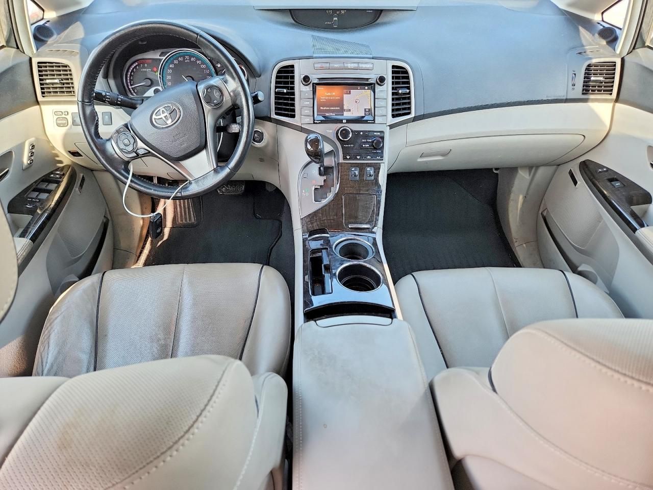 2015 Toyota Venza le